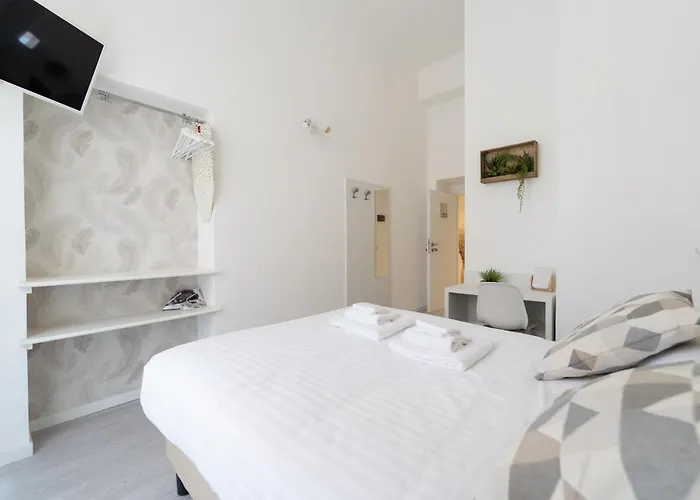 White Gioberti Gasthuis Rome