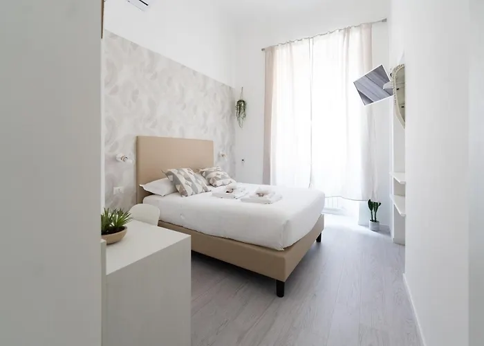 White Gioberti 3*